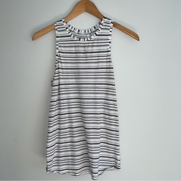Lululemon All Tied Up Tank Cut Back Stripe White Black - Picture 4 of 4